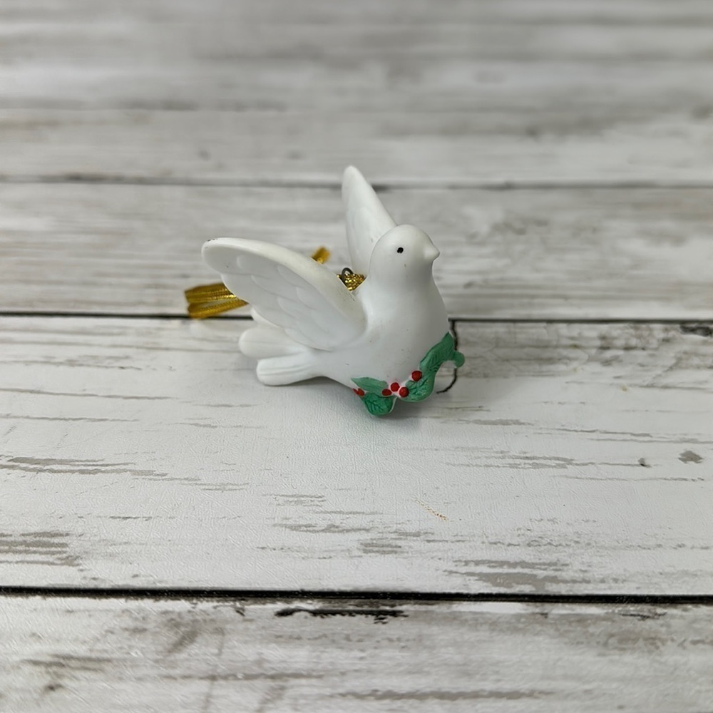 WHITE DOVE MINATURE CHRISTMAS ORNAMENT VINTAGE 1987 FRASER